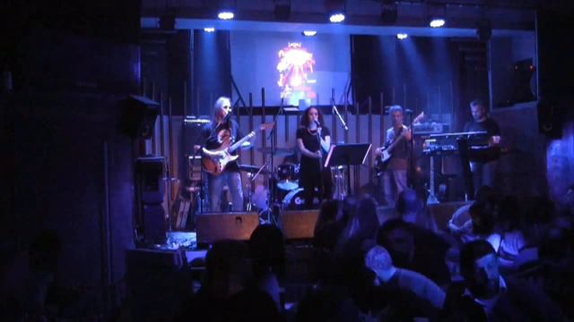 Fallen Angel - Carry On Wayward Son cover смотреть онлайн