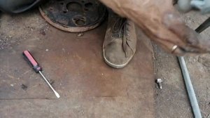 Как снять трапецию дворников  на Мицубиси Каризма с 1995 по 2003 год