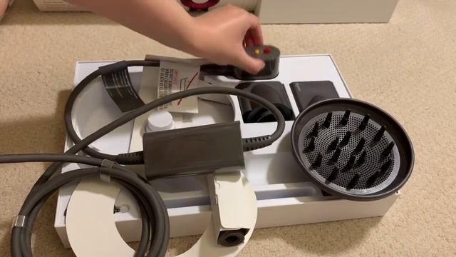 Dyson Supersonic Unboxing | Hair Dryer Iron/Fuchsia開箱體驗 смотреть онлайн