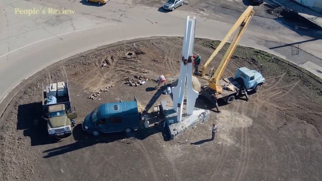 Кольцо на Коротченко со стелой «300 лет Первомайску (1676-1976 гг.)» До и после реконструкции! смотреть онлайн