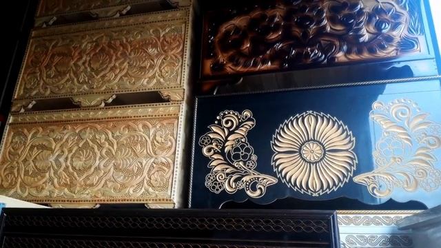 Нархҳои қолин ва сандуқ смотреть онлайн