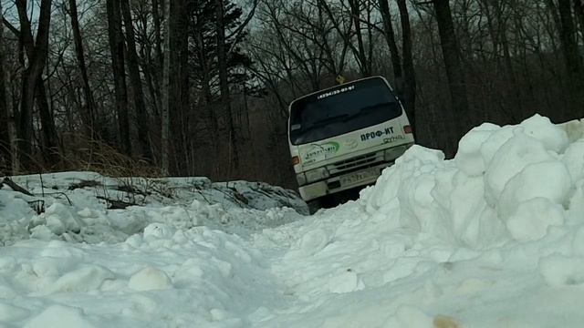 Зимние покатушки. Suzuki Jimny. Штатная комплектация. смотреть онлайн