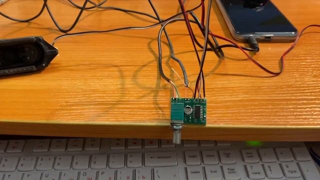 Усилитель звука, стерео, с Алиэкспресса, на микросхеме PAM8403. смотреть онлайн