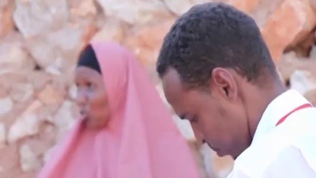 Caaisha hooyadeed смотреть онлайн