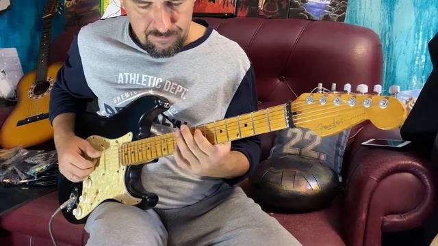 Fender DeLuxe Stratocaster Plus 1996 смотреть онлайн