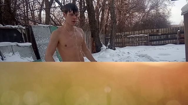 ОБЛИВАНИЕ ХОЛОДНОЙ ВОДОЙ ПОСЛЕ БАНИ. ЗАКАЛИВАНИЕ