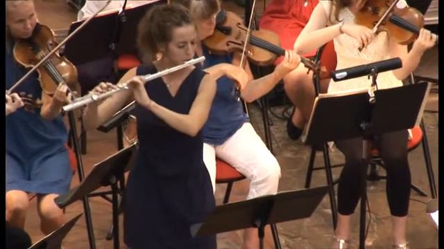W.A. Mozart: Concerto for Flute, Harp, and Orchestra in C major, K 299 - live смотреть онлайн