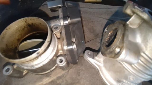 Limpieza de válvula EGR para Volkswagen Amarok смотреть онлайн