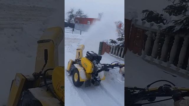Снегоуборочная приставка "ЦЕЛИНА" в работе. смотреть онлайн