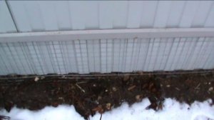 установка сетки на забор из профнастила