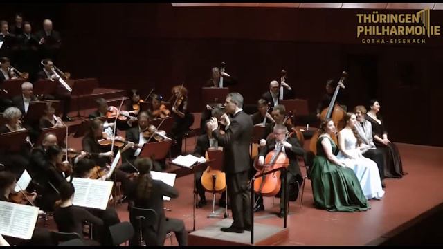 "Eugen Onegin" - Nr. 2 Chor und Tanz der Schnitter смотреть онлайн