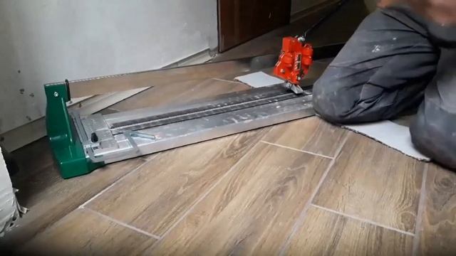 Робота плиткорізу Battipav super pro 125, досвід використання смотреть онлайн