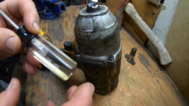 DeWalt DCF899 is Broken смотреть онлайн