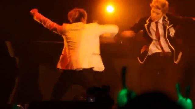 FANCAM B A P Live On Earth in Hong Kong Never Give Up 720 смотреть онлайн