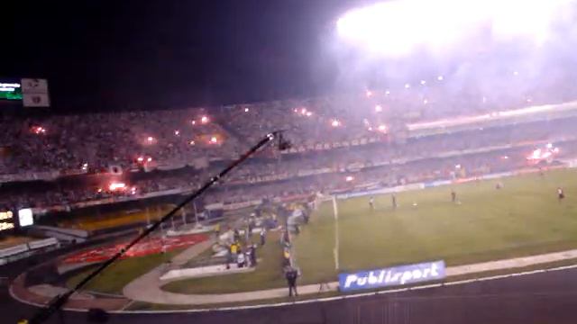 Ô...ôôôô...ôôôô...ôôôô...é Tricolor смотреть онлайн