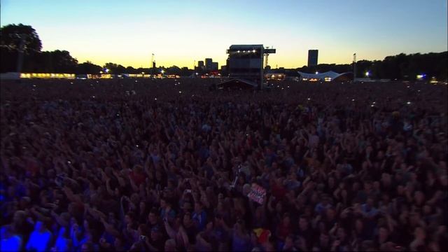 Bon Jovi - Livin' on a Prayer (Hyde Park 2011) смотреть онлайн