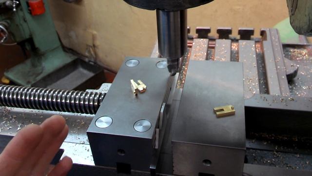 Простые приемы экономии времени при фрезеровании смотреть онлайн