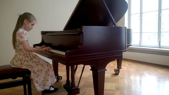 Л. Моцарт Менуэт ре минор смотреть онлайн