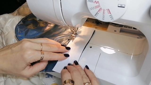 Рукавицы " Дутики". Нетрадиционный раскрой и хитрый способ пошива. смотреть онлайн