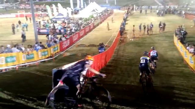 Go Sunny Gilbert!! смотреть онлайн