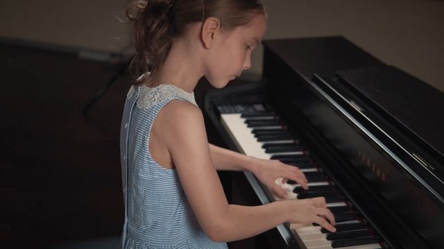 YAMAHA CLP-745 | Феликс Мендельсон "Песня за прялкой" ор.67 №4, Катя Лакеева смотреть онлайн