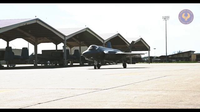 F-35 Lightning II & B-2 Spirit Bomber in Exercise Agile Tiger 2022 смотреть онлайн