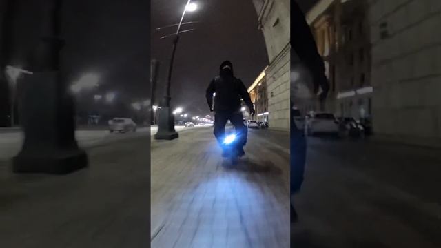 Кавалерия 21-го века. Супер сила для каждого человека￼! Моноколесо дарит Счастье!￼ смотреть онлайн