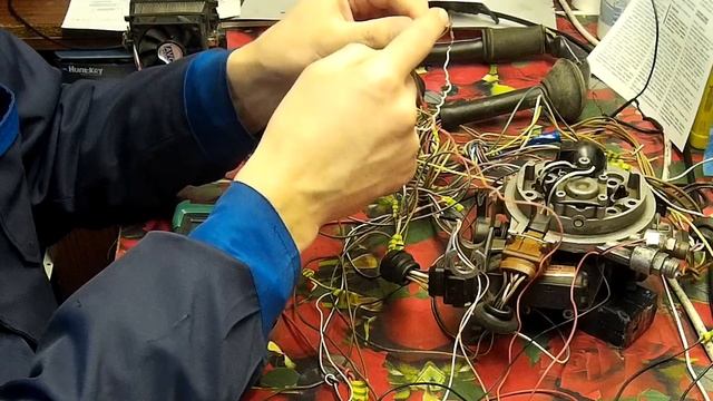 эксперимент с эбу12, подключаем диагностику, не использованые выводы смотреть онлайн