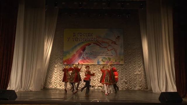"СКАМЕЕЧКА" Хореографический ансамбль "ПЕРСИАНОЧКА" Павлинова Н.А. смотреть онлайн