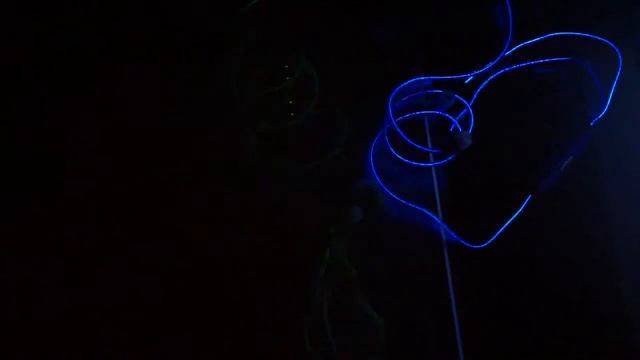 glow-bacon.ru Светящиеся наушники с El свечением смотреть онлайн