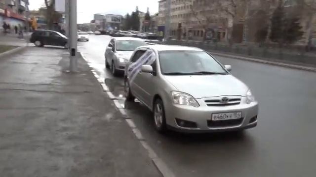Первомайский профсоюзный автопробег в Новосибирске смотреть онлайн