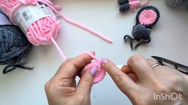 Мастер класс на плюшевую мышку малышку крючком, первая часть!!! смотреть онлайн