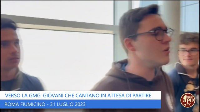 GMG Lisbona. Fra Italo Santagostino al pianoforte dell'aereoporto con "Dolce Sentire" смотреть онлайн