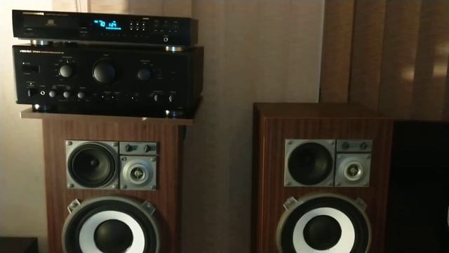 Onkyo Integra A-8870. CD Marantz -67Mk ll.и колонки Амфитон 100Ас-022. смотреть онлайн