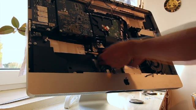 iMac mid 2011 27" Upgrading SSD 2Tb RAM OWC 32GB CPU i7 2600 3,4GHz смотреть онлайн