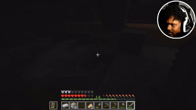 WHO THE FREAK ARE THESE DUDES!? I GOT RAN UP ON... | Minecraft Part 3 смотреть онлайн