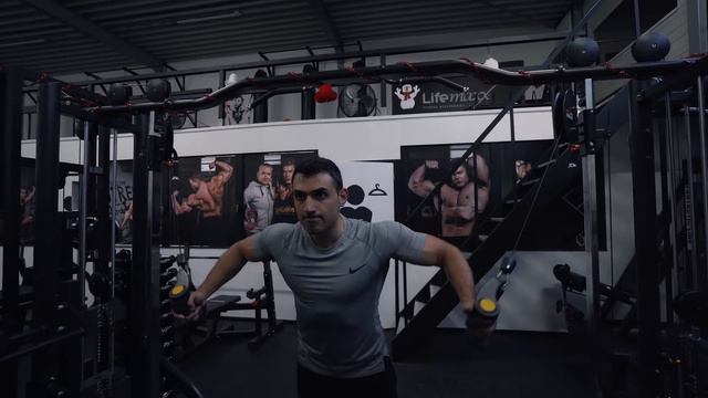 FULL Workout for a STRIATED Chest + Post-Workout Posing - Classic Bodybuilding смотреть онлайн
