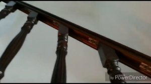 КАК УСТАНОВИТЬ Балясины и ПЕРИЛА с помощью подвесов НА ДЕРЕВЯННУЮ ЛЕСТНИЦУ.