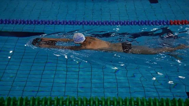 Все о работе НОГ в ПЛАВАНИИ КРОЛЕМ + 3 упражнения смотреть онлайн