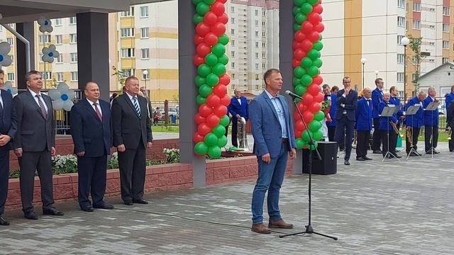 Приветствие внука прославленного летчика С И Грицевца ученикам школы, названной в честь деда смотреть онлайн