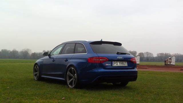 RS4 Avant B8 sound смотреть онлайн
