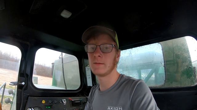 Soybean Harvest 2022 With John Deere 8820 & 4430 WILL WE MAKE IT? смотреть онлайн