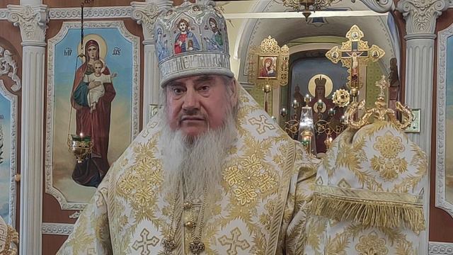 Владыка Зосима поздравляет с праздником Рождества Господа Бога и Спаса нашего Иисуса Христа. смотреть онлайн