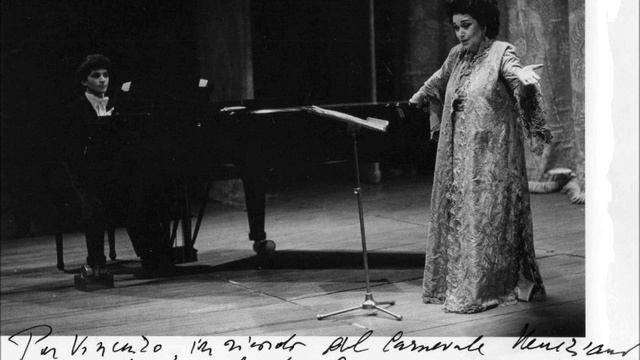 Leyla Gencer - "Tornami a vagheggiar" - Théâtre de l'Athénée, Paris 05.10.1981 смотреть онлайн