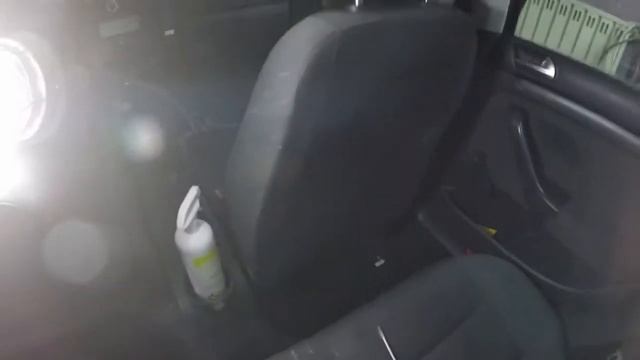 VW Golf 5 headliner removing proces. Step by step. смотреть онлайн