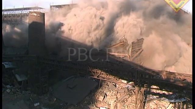 РВС Ч. 30 Секции печного пролёта Мартеновский цех №2 Мечел Челябинск 2002.11.08 смотреть онлайн