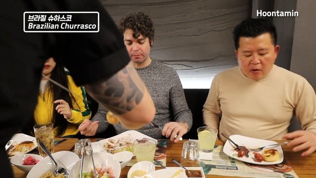 Coreaníssima Helena X 'Abnormal Summit' Carlos Gorito X Hoontamin Try Brazilian Food Churrasco