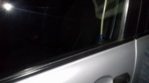 Вскрытие двери Лада Гранта без ключа.