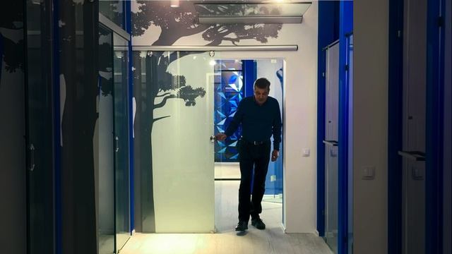 Новый шоу рум смотреть онлайн