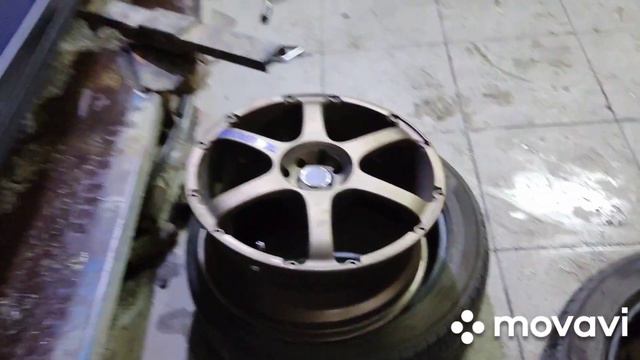 Продал сток диски, перебортовка зимы на летние диски. смотреть онлайн